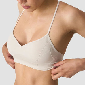 Sujetador deportivo acolchado sin aros con diseño triangular, espalda descubierta y tiras cruzadas, transpirable, de nailon y elastano con elasticidad en cuatro direcciones para mujer. - Product Image 3