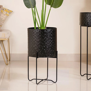 Metal Planter Pot Living Room Metal Flower Planter Pot Farmhouse Decor Tabletop Iron Rustic Flower Pot - Product Image 5