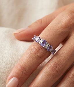 Bague Tanzanite et Diamant en Argent Sterling 925 Plaqué Rhodium, Sertissage à Griffes, Style Luxe pour Mariage/Fiançailles - Product Image 3