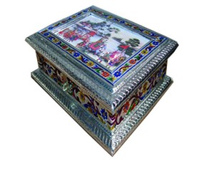 Boîte cadeau décorative en aluminium et bois, design métallique artisanal oxydé, pour fruits secs, boîtes cadeaux indiennes, demi-Meenakari - Product Image 1