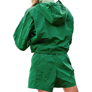 Ensemble 2 pièces court pour femme, coupe-vent court noir à manches longues en nylon avec passepoil réfléchissant, survêtement en polyester, idéal pour l'été - Product Image 4