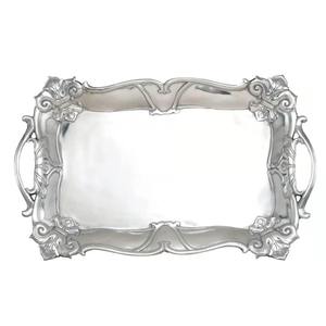 Bandeja Rectangular de Metal Martillado para Servir, Plato para Comida con Borde Decorado, Diseño Art Deco, Estilo Still Life Floral/Frutal, de Craft Emporium Exports - Product Image 1