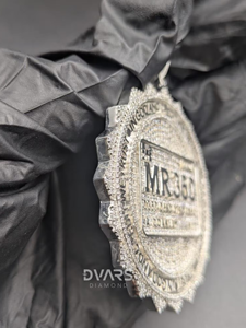 จี้สร้อยคอผู้ชายแบบ Iced Out พร้อมเพชรเทียมผ่านการทดสอบ  จี้สลักโลโก้ตามสั่ง เงินแท้ S925  จี้เพชรโมอิสซาไนต์สลักชื่อตามสั่ง - Product Image 3