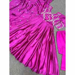 TENDANCE CHINON BRODERIE SÉQUENCE TRAVAIL ROBE BAS AVEC DUPATTA ROSE - Product Image 6