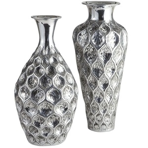 Cast Aluminum Vase Elegant Tabletop Decoration for Sophisticated Home Styling and Decorative Arrangements - Product Image 3