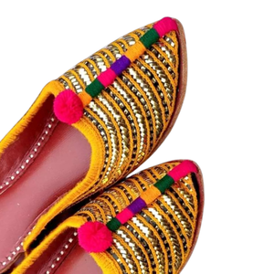 Diseño de Moda, Khussa para Mujer, Hecho a Mano, Cuero Sintético, Punjabi Jutti con Suela Antideslizante - Product Image 4