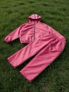 Survêtements coupe-vent élégants pour hommes, ensembles deux pièces en nylon avec fermeture élastique pour l'entraînement en extérieur - Product Image 4