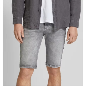 Shorts en jean gris premium, coupe décontractée, longueur genou, élégant, indispensable pour la garde-robe estivale, logo personnalisé OEM - Product Image 5