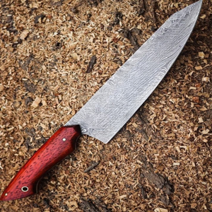 Couteau de chef à motif Damas argenté avec manche en bois brun rougeâtre, lame large, couteau de cuisine pour trancher la viande et les légumes - Product Image 6