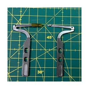 323-810-232 PIÈCES DE MACHINE À COUDRE INDUSTRIELLE LOOPER INFÉRIEURE POUR PEGASUS - Product Image 1