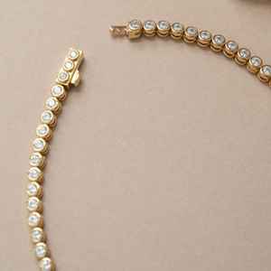 Collar de cadena tipo tenis con moissanita VVS1 redonda y eslabones tipo caja, de plata 925 o chapado en oro, ideal como regalo para fiestas de compromiso. - Product Image 6