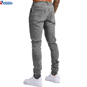 กางเกงยีนส์ผู้ชายสีฟ้าอ่อนทรงตรงสไตล์ลำลอง ผ้ายีนส์ฟอกปานกลาง เรียบง่ายและใช้งานได้หลากหลาย ขาดๆ แบบมีสไตล์ เอวกลาง ผ้าฝ้าย - Product Image 5