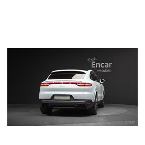 Porsche Cayenne 3.0 Coupé 2024, 51 414 km, Volant à Gauche, Boîte Automatique, Sièges en Cuir avec Caméra Arrière - Product Image 4