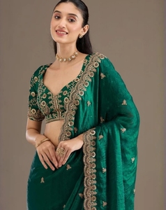 Sari de chifón bordado KV estilo Bollywood para uso diario - Product Image 1
