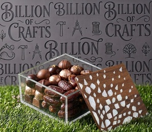 Caja de Acrílico Transparente al por Mayor con Tapa de Madera Hecha a Mano para Regalos de Lujo, Dulces, Chocolates y Almacenamiento Decorativo - Product Image 6