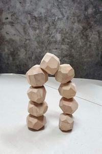 Piedra de Equilibrio Tumi Ishi de Madera de Alta Calidad, Escultura Artesanal para Exportación Internacional al por Mayor - Product Image 3