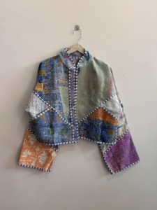 เสื้อแจ็คเก็ตแฮนด์เมดแบบคันธาหลากหลายแบบ สไตล์โบโฮฮิปปี้แบบกลับด้านได้ สำหรับผู้หญิง - Product Image 5