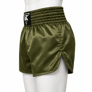 Shorts de boxe thaïlandaise en satin vert olive pour hommes avec logo imprimé sur le devant pour l'entraînement et la compétition de Muay Thai et de kickboxing - Product Image 3