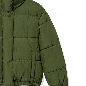 WOMENS SHORT <b>PUFFER</b> <b>JACKET</b> TRENDY <b>CROPPED</b> FIT QUILTED WINTER COAT WARM PADDED OUTERWEAR STREET FASHION OEM ODM WHOLESALE APPAREL - Product Image 3