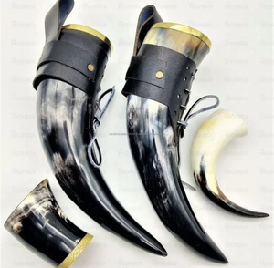 Corne à boire Viking élégante et antique personnalisée sculptée à la main avec 2 nuances de couleur Technique polie - Product Image 3