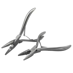 Lot de 2 pinces ergonomiques en acier inoxydable pour extensions capillaires, à mâchoires texturées, pour pose et retrait de micro-anneaux, pour coiffeur - Product Image 1