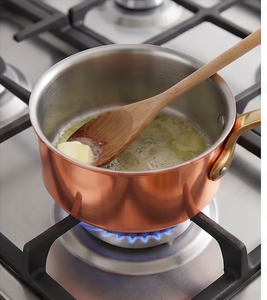 Premium Heavy Copper Sauce Pans Metal Kitchenware Set Elegant Durable Cookware Ideal For Home Hotel And Restaurant Use - Product Image 5