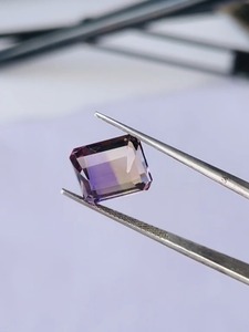 Piedra preciosa de ametrina con corte esmeralda natural, calidad AAA, brillo AAA y un bonito color, perfecta para la elaboración y pulido de cualquier joyería. - Product Image 5