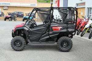 1000-5 1000cc Transmission manuelle Certifié EPA 4 temps Véhicule utilitaire UTV Side-by-Side 4x4 EFI Véhicule routier Utilisation récréative et professionnelle pour adultes - Product Image 2