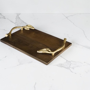 Bandeja de Servir de Madera de Mango Hecha a Mano de Primera Calidad Unicorn Handicrafts - Duradera, Fácil de Limpiar, Acabado Natural, Diseño Personalizado, para Catering - Product Image 3