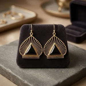 Pendientes de Latón con Piedra de Ónix Negro, Joyería Artesanal de Diseño, Fabricante - Product Image 1