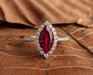 Anillos Clásicos de Oro Sólido de 10K con Halo de Rubí Rojo Clásico de 2CT con Corte Marquesa, Ideales para Bodas, Aniversarios y Fiestas - Product Image 3