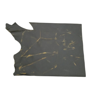 Cuir de vachette tanné au chameau naturel, matériau artisanal biologique pour articles de luxe en cuir, sacs à main, portefeuilles et accessoires. - Product Image 5