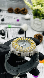 Reloj de lujo con diamantes incrustados y bisel plateado con puntas, estilo moissanita premium, caja personalizada para hombre. - Product Image 2