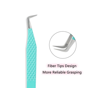 แหนบติดขนตาแบบก้ามปูสีโรสโกลด์ประดับเพชร รับผลิตแบรนด์ส่วนตัว พร้อมสกรีนโลโก้ อุปกรณ์เสริมสำหรับต่อขนตา แหนบติดขนตาแบบก้ามปูสำหรับแบรนด์ส่วนตัว - Product Image 5