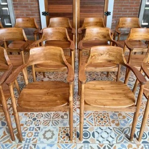 Muebles de interior de madera de teca personalizados para proyectos de cafeterías y hoteles, silla con asiento de madera - Product Image 1