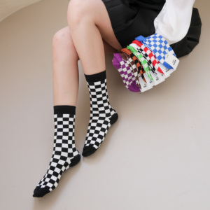 Calcetines a Cuadros de Moda Coreana para Mujer, Hechos de Algodón Peinado - Product Image 6