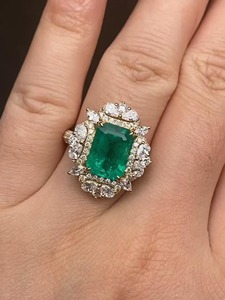 Luxury Emerald Cut Green Emerald <b>Ring</b> with Diamond Halo Vintage Art Deco <b>Gold</b> <b>Ring</b> 14K <b>Gold</b> Statement <b>Cocktail</b> Gemstone <b>Ring</b> - Product Image 5