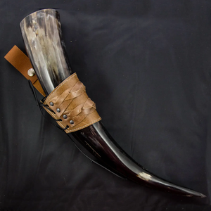 High-quality Eco-Friendly Organic Material Viking Drinking Horn <b>Stand</b> with Animal Design Light <b>Weight</b> Accepts Custom Logo - Product Image 2