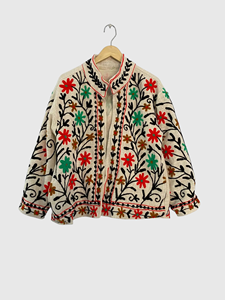 Veste en coton brodée à la main avec des motifs floraux, manches longues, col Peter Pan, style Prairie Chic, vêtement de printemps pour femmes, longueur standard - Product Image 1