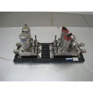 Collecteur de gaz double avec pressostat Setra 217 - Équipements et pièces semi-conductrices de renommée mondiale - Product Image 1