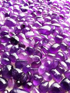 หินอะมีทิสต์ธรรมชาติทรงไม่สม่ำเสมอ หินดิบสีม่วงใส สำหรับทำเครื่องประดับกำไลข้อมือ DIY - Product Image 2