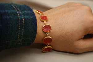 Pulsera Arcoíris de Piedras Preciosas Naturales con Grabado Romano, Hecha a Mano, Calidad Premium, Joyería Griega Clásica Vintage, Regalo para el Día de la Madre - Product Image 3