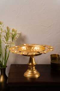 Portavelas de Latón Urli Hecho a Mano con Diseño Floral, Duradero y Ecológico, Portátil para Decoración del Hogar y Bodas - Product Image 2