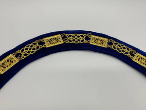 Ensemble de 3 colliers maçonniques de Grande Loge en chaîne dorée, avec doublure violette, bleue et rouge, en tissu de haute qualité, avec collier en chaîne personnalisé - Product Image 4