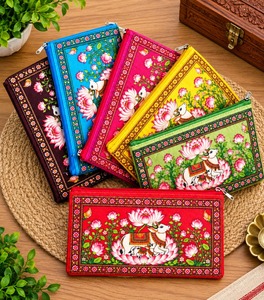 Bolso de Mano de Seda Pintado a Mano de Alta Calidad con Diseño de Pavo Real, Estuche con Cremallera de Arte Folclórico en Relieve, Organizador Multicolor para Recuerdos, Capacidad de 1L - Product Image 3