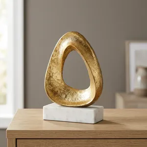 Figurine sculpturale abstraite dorée avec base en marbre, objet décoratif moderne pour salon, chambre, bureau et table. - Product Image 2