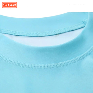 เสื้อแรชการ์ดแขนยาวสำหรับผู้ชาย SHAN ลายพิมพ์ซับลิเมชั่นลายคลื่น ป้องกันรังสียูวี เสื้อว่ายน้ำแขนยาว ผลิตจากโพลีเอสเตอร์ - Product Image 4