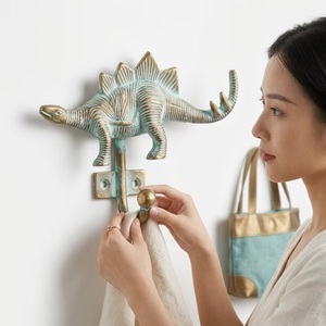 Crochet mural auto-adhésif en fonte et laiton, motif dinosaure bleu, style vintage, durable et écologique, pour la décoration de perles - Product Image 3