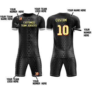Uniforme de football personnalisé pour hommes avec tissu respirant par sublimation et nom de l'équipe, maillot et short de football, vêtements de sport - Product Image 4