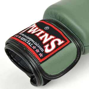 Guantes de Boxeo Profesionales Dobles para Entrenamiento de Sanda y Muay Thai, Impermeables, de Cuero Resistente, con Soporte Fuerte para la Muñeca, Personalizables OEM - Product Image 5